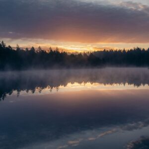 Le miroir — Lac, avant l'aube